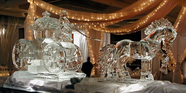 Elegant wedding ice sculpture display