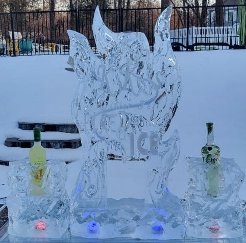 Ice matters - single pour flame luge with snowfilled wording and individual bottle holder on each side
