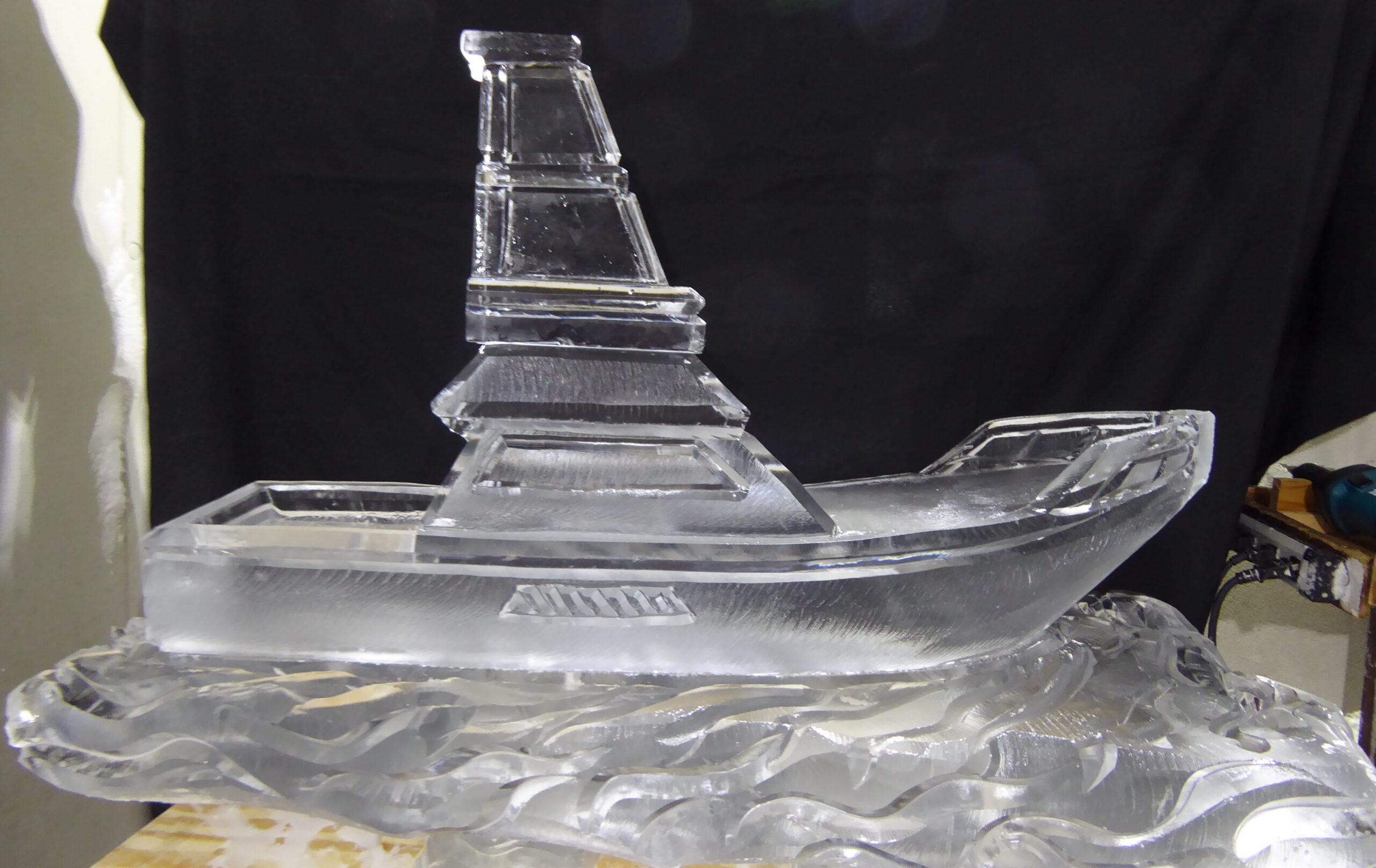 Al & Vin custom engraved wedding ice sculpture with decorative backing