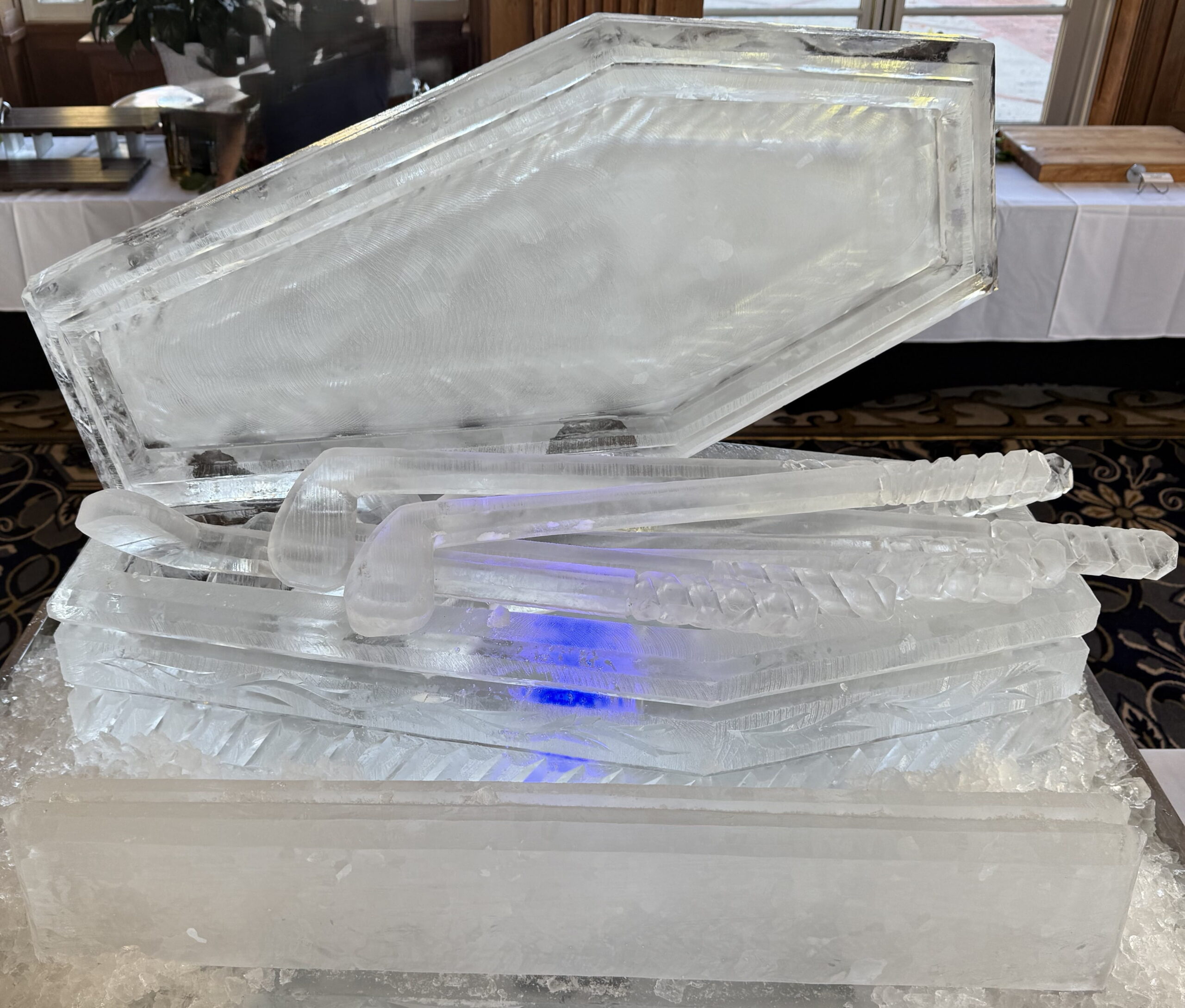 Rectangular ice bar with built-in drink luge