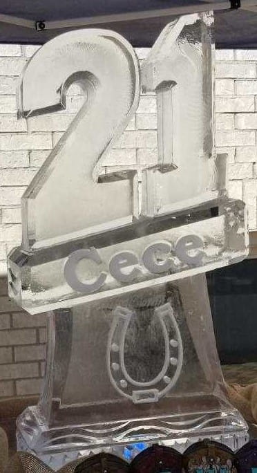 Class of 2024 graduation ice sculpture