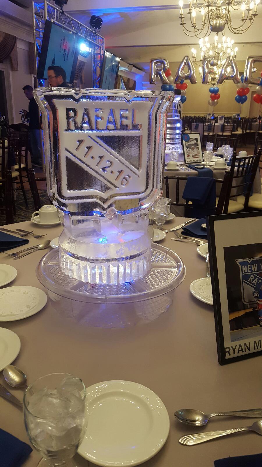 Personalized engraved ice pedestal