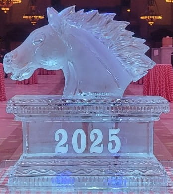 2025 horse head ice sculpture