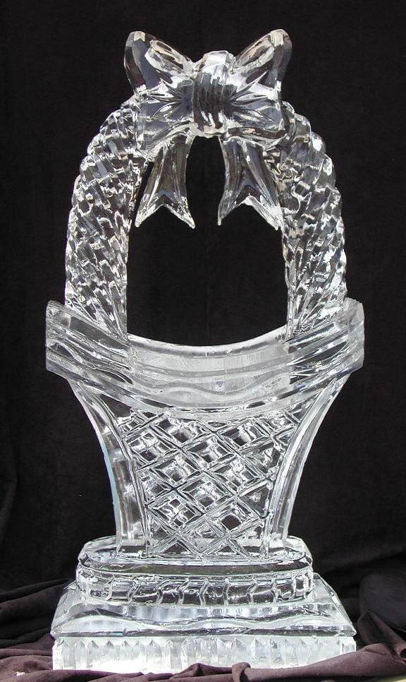 Decorative arch ice sculpture centerpiece