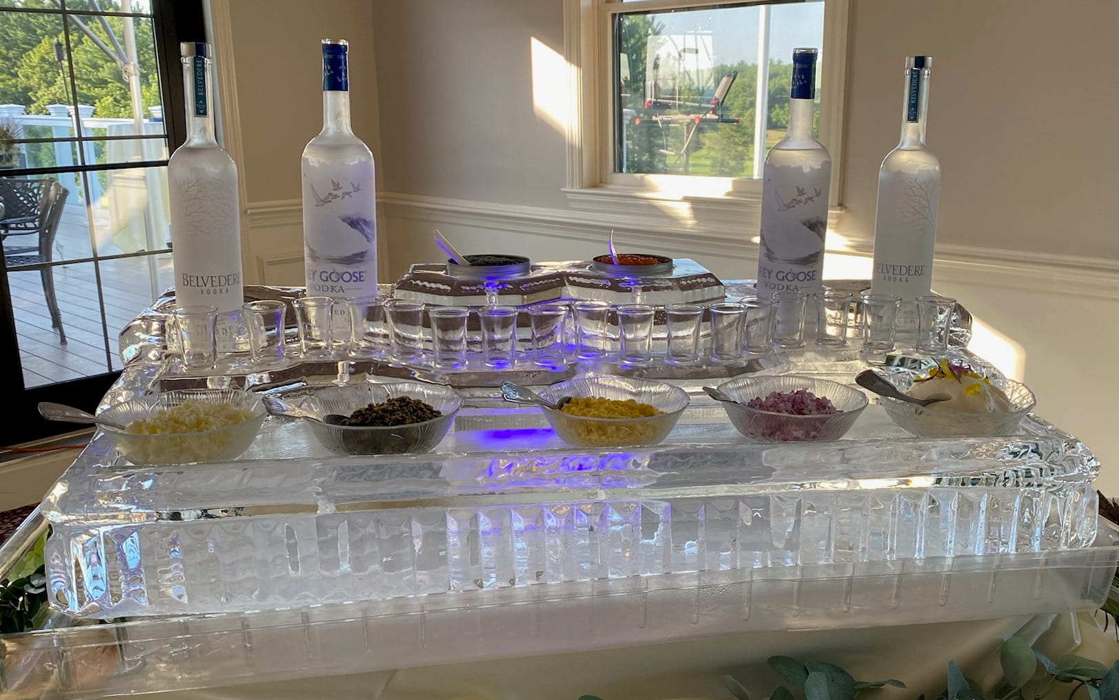 Illuminated ice beverage display