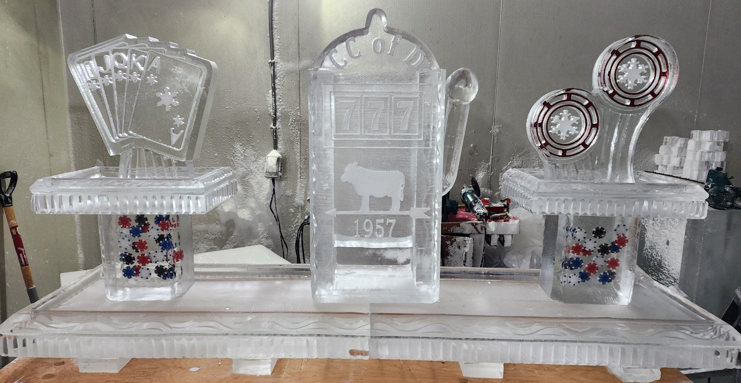 Beer mug-shaped custom ice sculpture