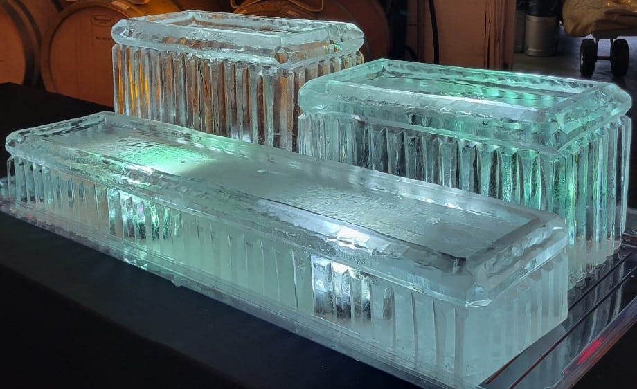 Illuminated custom ice bar display